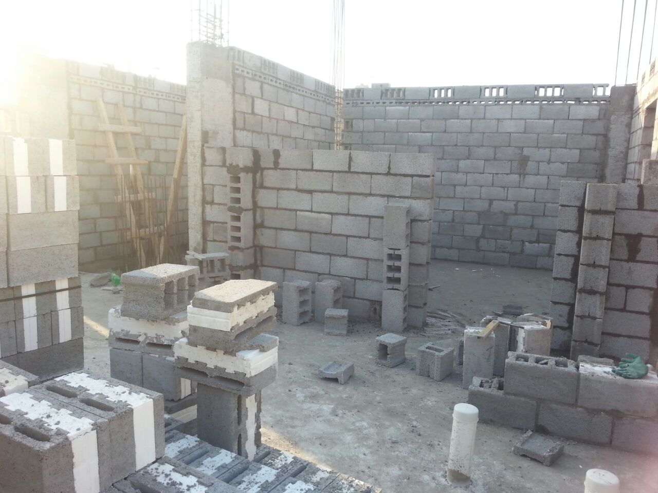 صورة أعمال الهيكل الخرسانى و البناء
